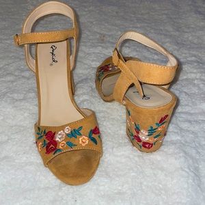 Nude Suede with Floral Embroidery Chunky Heels Size 7.5
